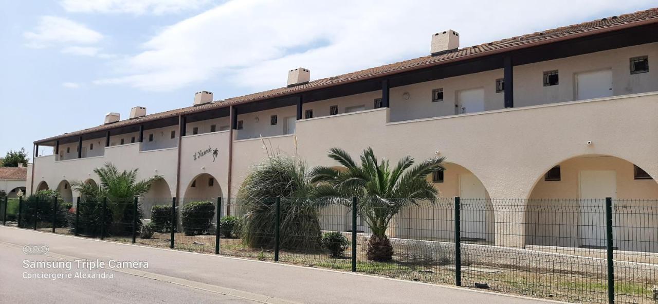 L Hacienda - 4 A 5 Personnes Proche Et Port - Parking