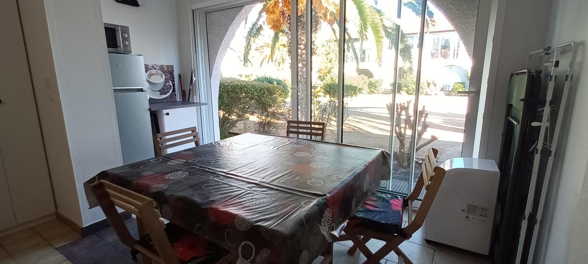 L Hacienda - 4 A 5 Personnes Proche Et Port - Parking Apartment